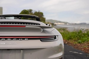 Porsche 911 Turbo S Cabriolet 2022 Usado en Buenas Condiciones, Certificado - Product Image 4