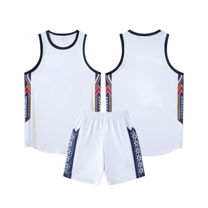 Maillot de basket-ball personnalisé en sergé pour hommes, uniforme en maille vintage, numéro brodé, respirant, 100% polyester sans manches pour adultes - Product Image 4