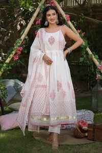 Trajes de Anarkali impresos de nuevo diseñador Ropa india y pakistaní Ropa de Pakistán de 3 piezas Productos indios a un precio asequible - Product Image 4