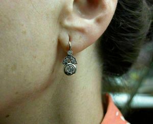 Topcarat 2CT Moissanite Round Cut Simulated Diamond Dangle Boucles d'oreilles plaqué or blanc 14K Valentine Gift Birthday Gift - Product Image 4