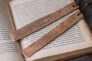 Marque-page personnalisé pour un cadeau d'anniversaire pour un amoureux, cadeau d'anniversaire réfléchi, cadeau de livre unique, cadeau souvenir en cuivre - Product Image 5