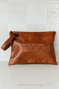 Abordable Transportez votre style essentiel cette élégante pochette en cuir repliable pochette en cuir offre à la fois style pratique - Product Image 5