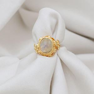 Belle bague en argent Sterling 925 personnalisé plaqué or mariage/bijoux de fête avec pierre de lune arc-en-ciel pour les femmes - Product Image 3