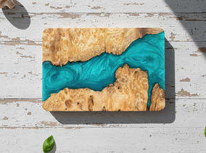 Planche à découper artisanale en bois d'acacia de qualité supérieure et résine époxy - Durable, écologique, passe au lave-vaisselle - Product Image 2