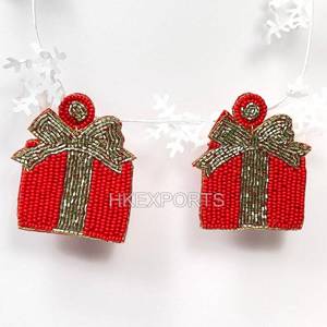 ต่างหูลูกปัดทำด้วยมือหรูหราเครื่องประดับที่มีสไตล์ชุบทองสำหรับงานเฉลิมฉลองวันคริสต์มาสปาร์ตี้ในโอกาสพิเศษบรรจุสีแดง - Product Image 4