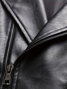 แจ็กเก็ตขี่จักรยานหนังสีดำล้วนสำหรับผู้ชายมีซิปคอตั้งตั้งผ้าใบฤดูหนาวลำลองปรับแต่งได้ด้านหน้าถนนสูง - Product Image 4