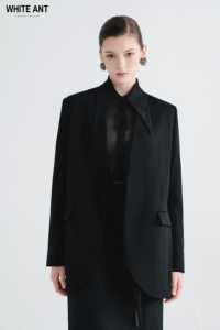 Nueva chaqueta de plumón para mujer, entrega rápida, chaqueta sin cuello de un solo pecho, embalaje de cajas de tela de algodón arrugado orgánico - Product Image 3