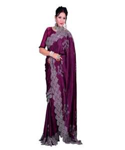 โสร่งที่สวยงามอย่างน่าทึ่งประดับด้วยงานปักที่หนักหน่วงและลวดลายเรนโกลีที่ประณีตผลิตจากเครื่องแต่งกายวิชิตราคุณภาพระดับพรีเมียม - Product Image 6