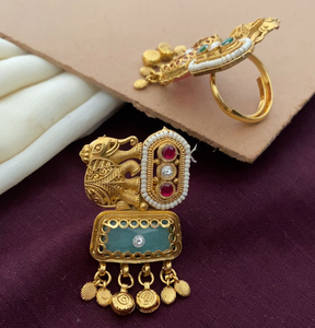 Bague traditionnelle indienne de qualité supérieure, motif éléphant, en laiton, parfaite pour les mariages, les occasions festives, design complexe - Product Image 1