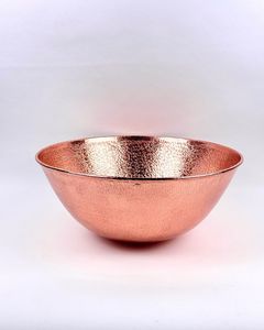 Cuenco de Cobre Artesanal con Trabajos Metálicos Artísticos que Agrega un Toque de Lujo a las Arreglos de Comedor del Hogar - Product Image 1