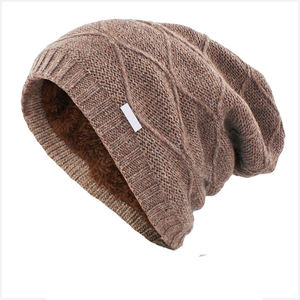 Bonnets jacquard unisexes en tissu doux et léger dernier modèle Bonnets de haute qualité imprimés avec logo personnalisé - Product Image 1