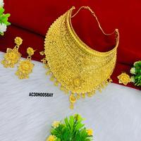 ALANKEET CREATIONS Nouveau collier en laiton plaqué or 24 carats avec chaîne à maillons et fleur, classique, pour femme
