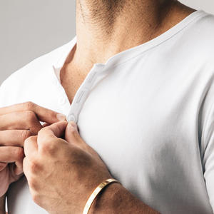 Bouton conception hommes solide coton Jersey t-shirts haute qualité coton t-shirt hommes personnalisé t-shirt américain Fit t-shirt hommes urbain coupe t-shirt - Product Image 3