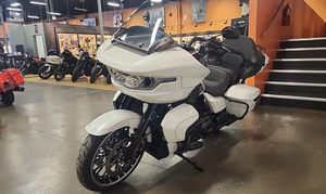 2026 Top commercial auction FLTRXL - Road Glide 105HP 4,600RPM Prêt à être expédié - Product Image 2