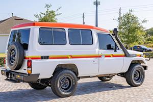 ÉDITION CLASSIQUE 1997 LANDCRUISERS HZJ75 TROOPY 4X4 - Product Image 3