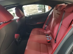 AUTO USADO EN PERFECTO ESTADO, Lexus IS 300 SEDÁN 2024, LISTO PARA ENVIAR - Product Image 2