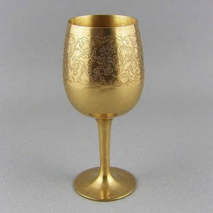 GloriaSip Holy Trinity, copa de vino adornada, cáliz religioso chapado en oro antiguo para misa, bendiciones y altares de Iglesia - Product Image 1