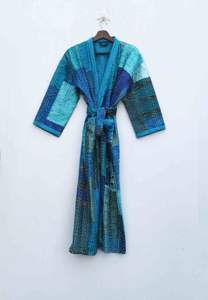 Kimono en coton et soie fait main pour femmes, patchwork Kantha, motifs complexes et magnifiques, poches à double couche, naturel, livraison gratuite - Product Image 3