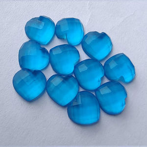 Piedras preciosas de cuarzo azul sueltas de calidad AAA + de Grado Superior Corte de verificación de forma de corazón natural calibrado Disponible en todos los tamaños al por mayor - Product Image 3