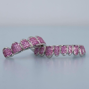 Hip Hop Personalizado 925 Plata Iced Out Dientes Grillz Iced Out Moissanite Diamante Grillz Dientes Joyería de plata Mejor precio - Product Image 5