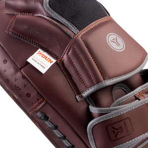 แผ่นรองเตะมวยไทยหนังแท้คุณภาพสูงจากโรงงาน OEM สำหรับการแข่งขัน - Product Image 6