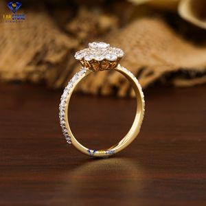 1,28 TDW Anillo de Halo de Diamante Ovalado y Redondo en Oro Amarillo Oro de 18K Anillo de Compromiso y Bodas Delight Deslumbrante - Product Image 4