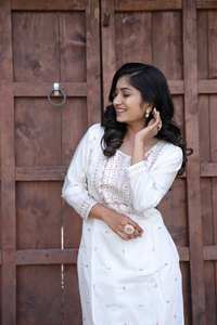 Salwar Kameez de la Serie Kf en Algodón Cambric Puro con Función de Secado Rápido, Estilo Tradicional para Fiestas - Todas las Temporadas - Product Image 4