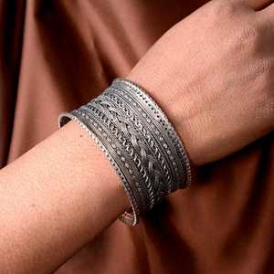 Nuevo brazalete de Metal ancho antiguo, pulsera ajustable tribal de mano de Metal étnico de plata ancha larga, joyería de Metal personalizada - Product Image 2