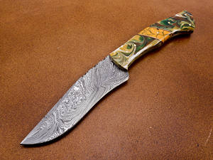 OEM Customizable Damascus Steel Hunting <b>Knife</b> Handmade Resin Handle Wood Horn Material <b>Twisted</b> Pattern Leather Sheath for EDC - Product Image 3