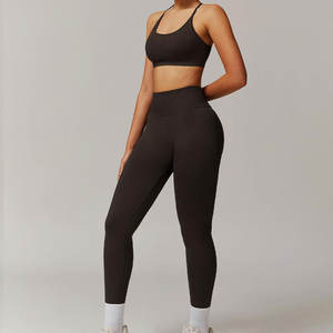 Cómodo y transpirable Material hecho Mujeres Yoga Set Mejor precio Bajo MOQ Gimnasio Entrenamiento Yoga Set para entrenamiento - Product Image 3