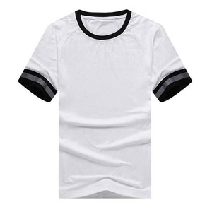 Streetwear d'été 100% coton et polyester avec logo personnalisé OEM T-shirts et shorts ensembles deux pièces style de rue personnalisé OEM - Product Image 3