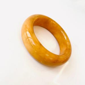 Bracelet artisanal en ambre baltique naturel ; Bracelet en ambre jaune, forme ronde, lisse et poli, naturel. - Product Image 6