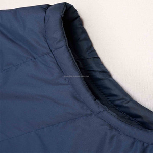Chaleco Acolchado Reversible para Hombre, Estilo Urbano, Resistente al Viento, Sin Mangas, Ropa de Invierno, Fabricante OEM al por Mayor - Product Image 4