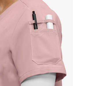 ชุดสครับสำหรับสุภาพบุรุษและสตรีมีครรภ์ ดีไซน์ทันสมัย เหมาะสำหรับบุคลากรทางการแพทย์ ผลิตจากผ้าฝ้าย 100% ระบายอากาศได้ดี สวมใส่สบาย - Product Image 6