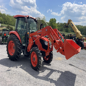 Tracteur utilitaire Kubota M-Series M7060D d'occasion de haute qualité, 4 roues motrices, moteur puissant, tracteur agricole pour l'agriculture et l'aménagement paysager - Product Image 1