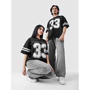 Conjunto Deportivo de Fútbol Americano de Alta Calidad Outlaw, Camiseta y Pantalones Cortos de Malla Transpirable, Técnica de Sublimación de Poliéster, Estilo Liso - Product Image 3