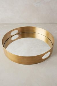 Plateau rond contemporain en or avec poignées coupées sur le côté idéal pour le cadeau de table de Ramadan ou la décoration de service à la maison - Product Image 5
