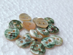 Botones de camisa de concha Turbo de nácar de 16L hechos a medida, Material de hueso de cuentas sueltas para fabricantes de ropa, tiendas de botones - Product Image 6