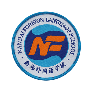 Professionnel de haute qualité broderie personnalisée 3D Chenille tissu patchs de fer à coudre pour chapeaux et vestes en gros - Product Image 2