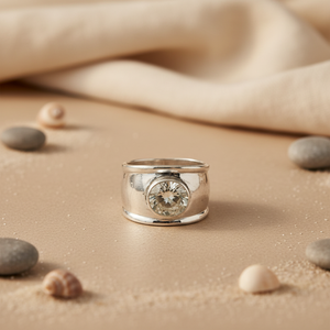 Anillo Minimalista de Plata 925 con Flor y Cristal Ovalado, Unisex, para Uso Diario y Fiestas, con Biseles y Piedras Preciosas - Product Image 3