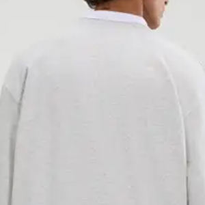 เสื้อสเวตเชิ้ตคอกลมทรงหลวมสำหรับผู้ชาย พร้อมบริการ OEM ราคาขายส่ง แขนยาว ระบายอากาศได้ดี และผ้าปรับได้ รุ่นปี 2026 - Product Image 6