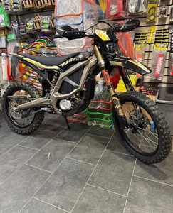 Trottinette électrique haut de gamme à vitesse extrême, 3 vitesses, double mode, moteur Ultra Bee 21 kW, batterie lithium 90 V 70 Ah, moteurs moyeu arrière en alliage d'aluminium 4 - Product Image 3