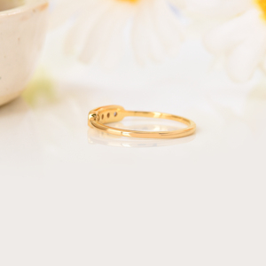 Anello di pietra di nascita minimalista personalizzabile con diamante regalo di compleanno per la sua mamma gioielli