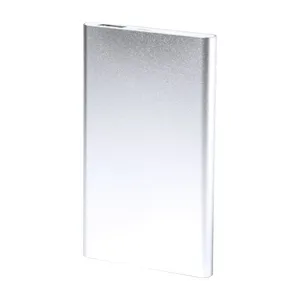 พาวเวอร์แบงค์ส่วนตัวพร้อมโลโก้ ของขวัญส่งเสริมการขายแบบกำหนดเอง - Product Image 1
