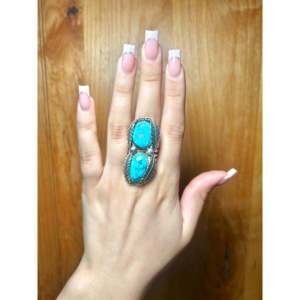 Bague Landon Secatero en turquoise Kingman et platine, délicate, en argent sterling, avec sertissage clos naturel à coupe lisse, taille 9, pour usage quotidien - Product Image 5