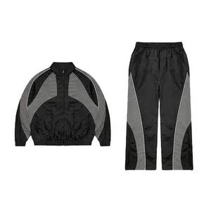 Survêtement coupe-vent d'hiver en nylon personnalisé pour homme |   Ensemble 2 pièces léger : sweat à capuche et pantalon de jogging |   Vêtements de sport à cordon de serrage de haute qualité - Product Image 6