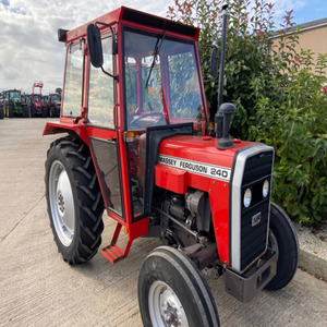 รถแทรกเตอร์มือสอง Massey Ferguson MF 240 46 แรงม้า ดีเซล รถแทรกเตอร์การเกษตร รถแทรกเตอร์อเนกประสงค์ 240 สีแดง ขับเคลื่อน 2 ล้อ รถแทรกเตอร์สำหรับงานเกษตร 24 แรงม้า ขาย - Product Image 1
