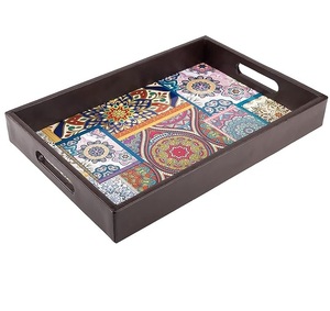 Bandeja de servicio de madera de lujo con asas de metal para decoraciones de café de restaurante mesas de café de desayuno grabadas MOQ 50PCs - Product Image 5