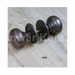 Wholesale Brown Cast Iron Traditional Design <b>Rounded</b> <b>Door</b> Knob For Home Kitchen Living Room Bed Room <b>Door</b> Decor - Product Image 1