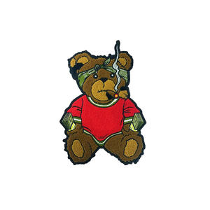 Parches de bordado a máquina 3D personalizados Insignias de tela de hierro con diseños bordados Parches bordados personalizados - Product Image 6